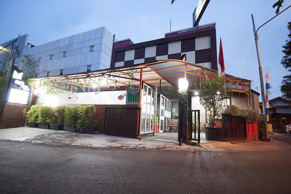 Mine Home Hotel Bandung Extérieur photo