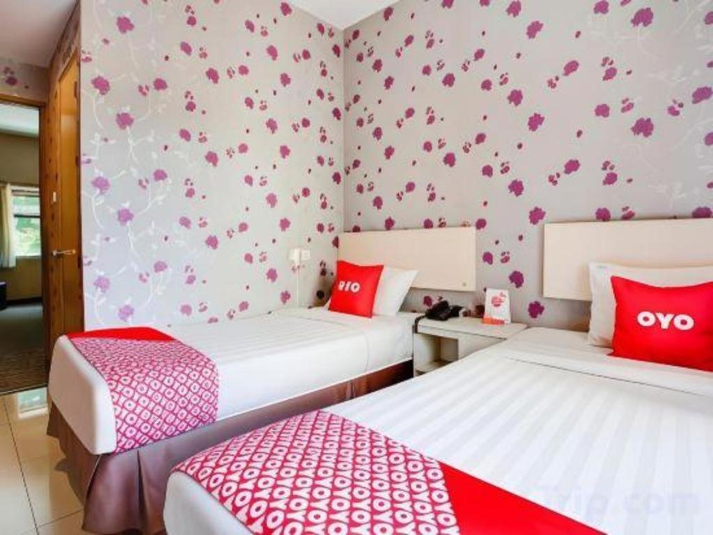 Mine Home Hotel Bandung Extérieur photo