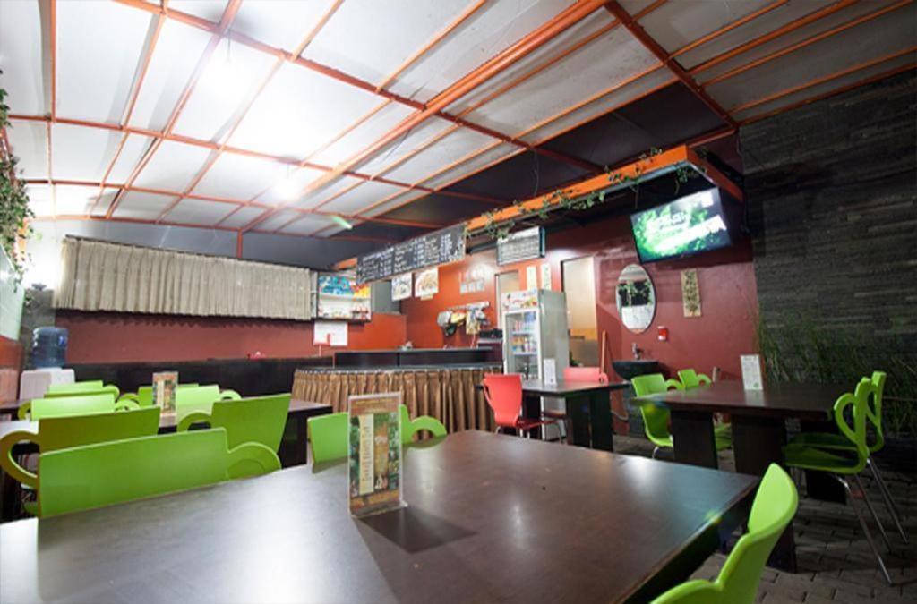 Mine Home Hotel Bandung Extérieur photo